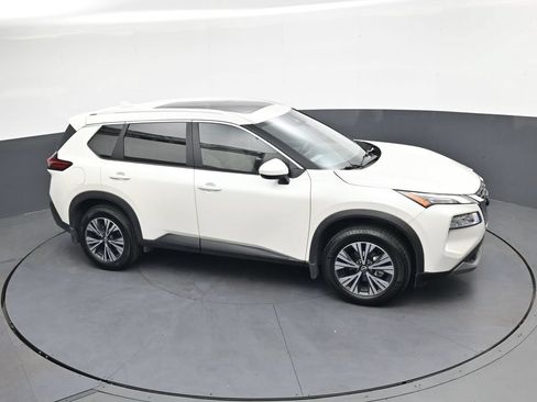 Used 2023 Nissan Rogue SV w/ SV Premium B Package FWD image 36