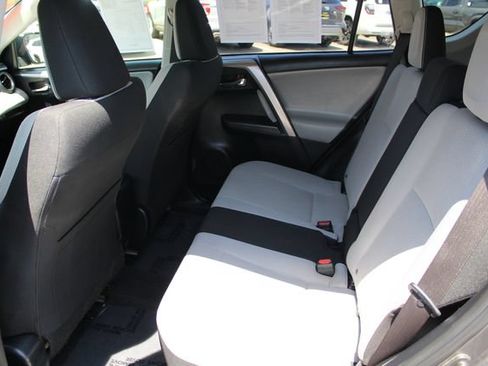 Used 2017 Toyota RAV4 XLE w/ Carpet Mat Package FWD image 49