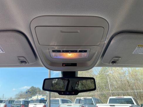 Used 2015 GMC Canyon SLE w/ All-Terrain Adventure Package image 19