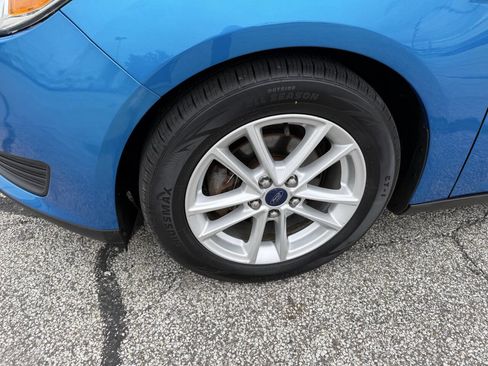 Used 2015 Ford Focus SE FWD image 10