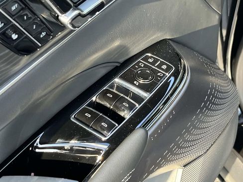 New 2026 Cadillac Lyriq Sport image 20