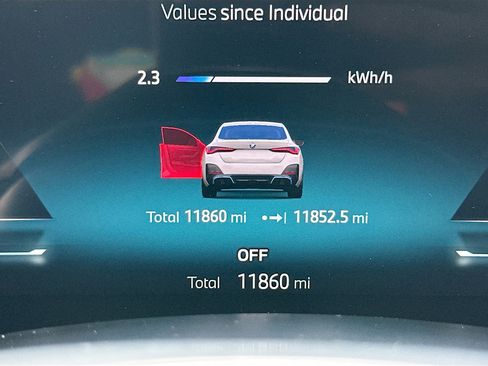 Used 2024 BMW i4 eDrive35 w/ M Sport Package image 12