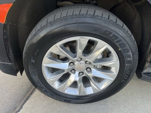 Certified 2023 Chevrolet Suburban Premier image 13