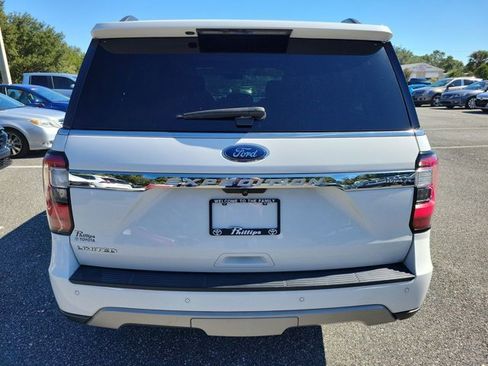 Used 2021 Ford Expedition Max Limited image 11