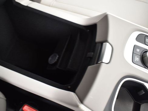 Certified 2026 INFINITI QX60 Pure w/ Cargo Package image 25