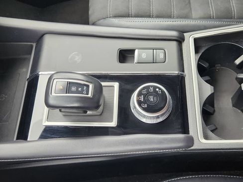 Used 2024 Mitsubishi Outlander SE FWD image 21