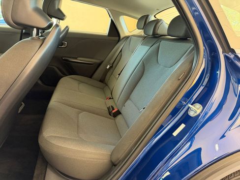 Used 2025 Kia K4 LXS FWD image 22