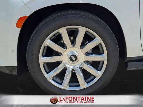 Certified 2021 Cadillac Escalade Premium Luxury Platinum AWD/4WD image 34