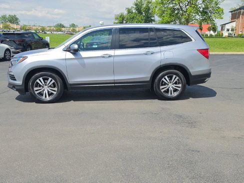 Certified 2017 Honda Pilot EX-L image 4
