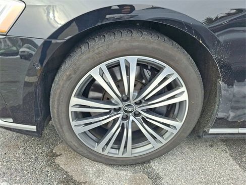 Used 2021 Audi A8 L 4.0T w/ Luxury Package image 4