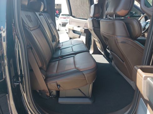 Used 2024 Ford F150 King Ranch w/ FX4 Off-Road Package image 13