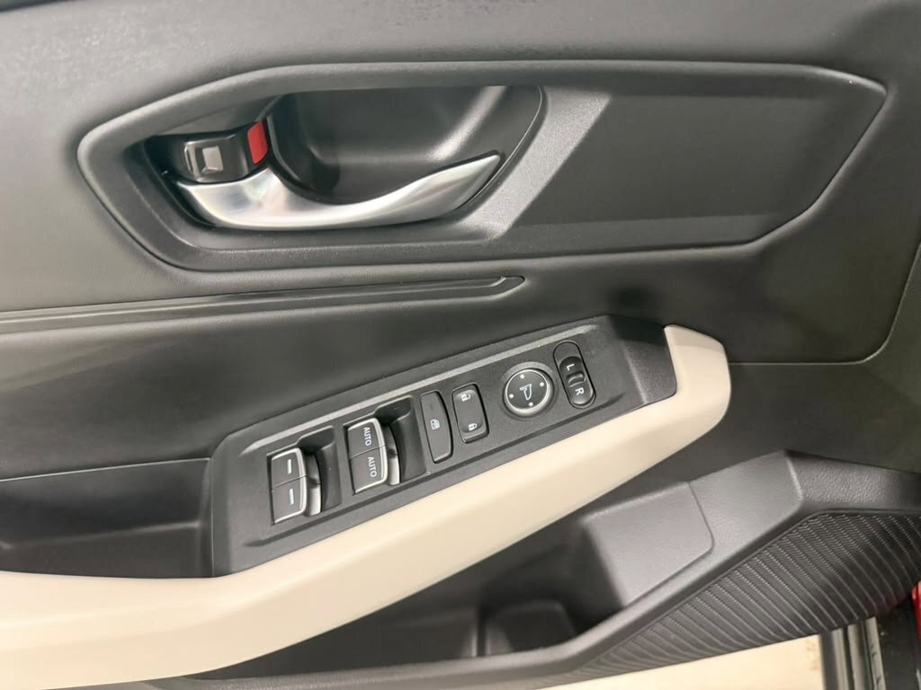 Certified 2025 Honda Accord SE image 22