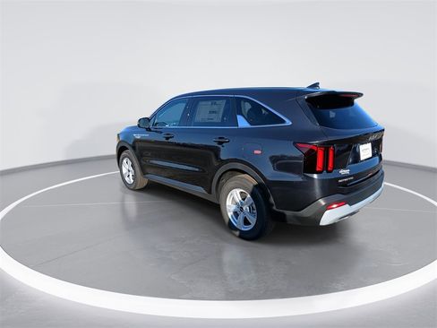 New 2026 Kia Sorento LX image 6