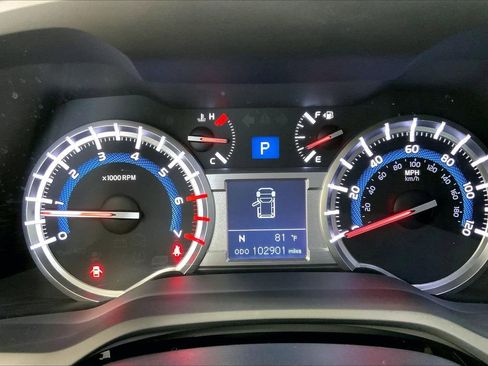 Used 2014 Toyota 4Runner Limited RWD image 23