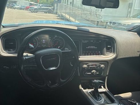 Used 2019 Dodge Charger Scat Pack RWD image 7