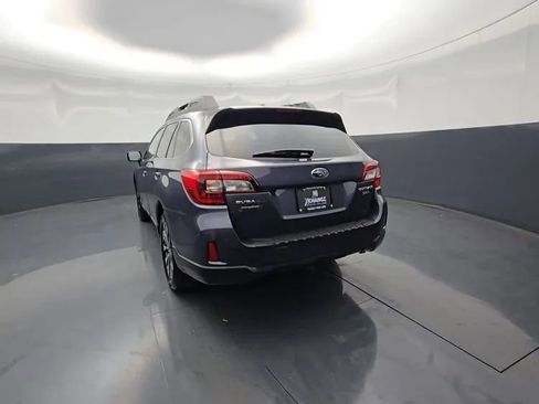 Used 2015 Subaru Outback 3.6R Limited AWD/4WD image 11