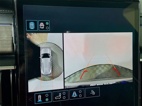 Used 2025 GMC Acadia Denali w/ LPO, Floor Liner Package image 13