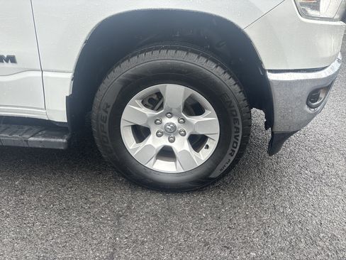 Used 2022 RAM 1500 Big Horn AWD/4WD image 11