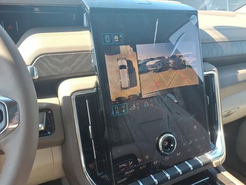 New 2026 GMC Yukon XL Denali image 20