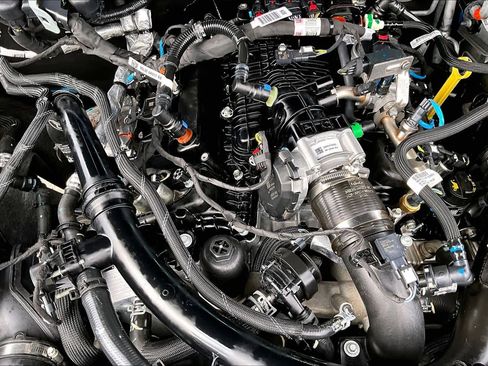 Used 2023 Ford Bronco Wildtrak image 32