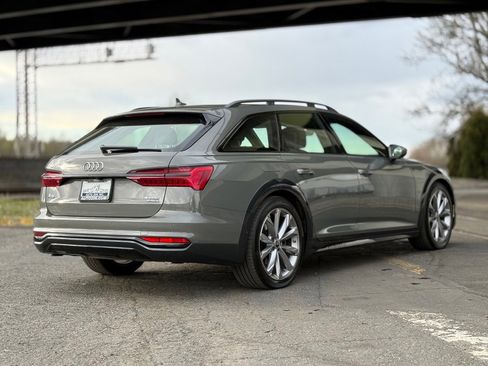 Used 2024 Audi A6 Premium Plus w/ Executive Package image 3