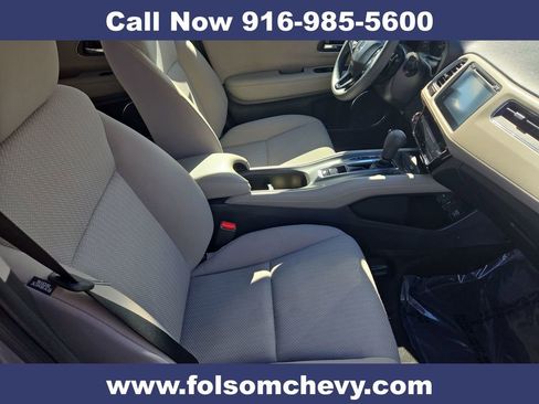 Used 2018 Honda HR-V EX image 31