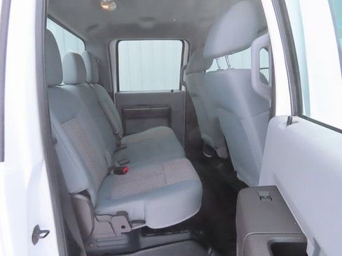 Used 2014 Ford F250 XL w/ Power Equipment Group image 28