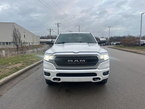 Used 2022 RAM 1500 Limited w/ Body-Colour Bumper Group image 2