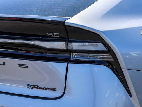Used 2024 Toyota Prius Prime FWD image 24