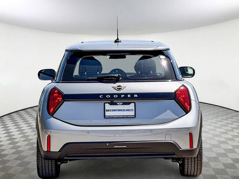 New 2026 MINI Cooper 2-Door Hardtop FWD image 7