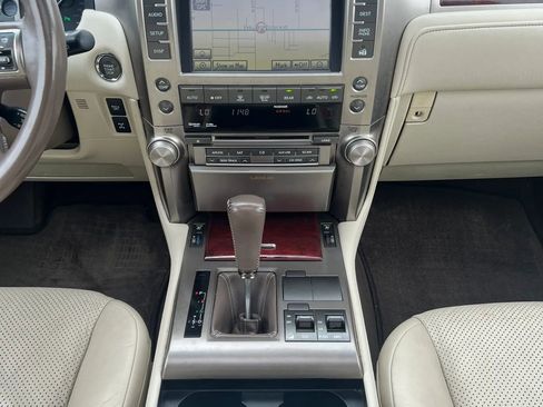 Used 2010 Lexus GX 460 AWD/4WD image 12