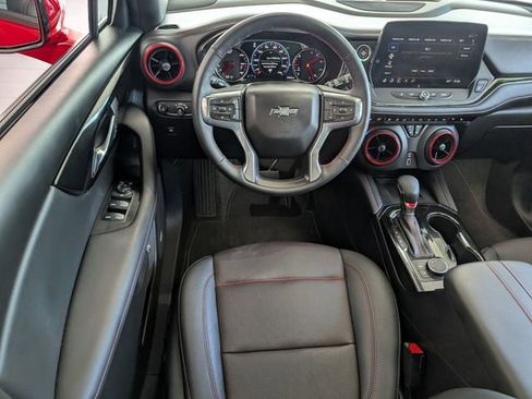 Certified 2024 Chevrolet Blazer RS w/ Driver Confidence II Package image 10