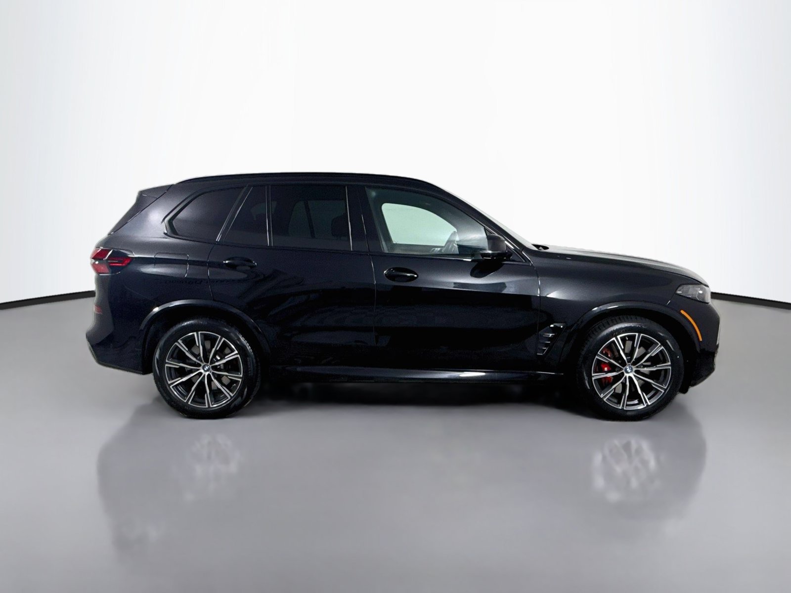 Used 2024 BMW X5 xDrive50e w/ M Sport Package AWD/4WD image 8