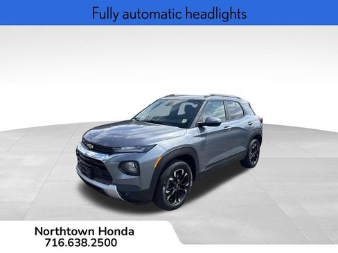 Used 2022 Chevrolet TrailBlazer LT AWD/4WD image 9