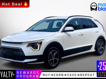 Used 2023 Kia Niro EX