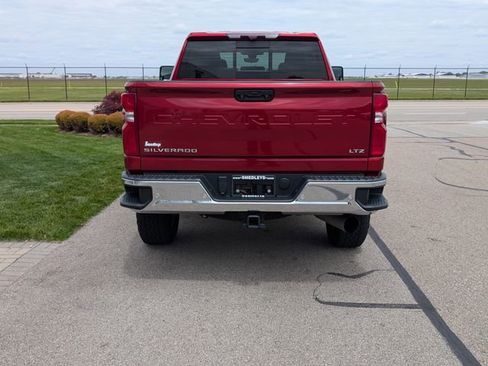 Used 2021 Chevrolet Silverado 2500 LTZ w/ LTZ Plus Package AWD/4WD image 11