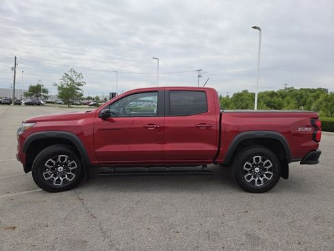 Used 2024 Chevrolet Colorado Z71 w/ Z71 Convenience Package 2 AWD/4WD image 15