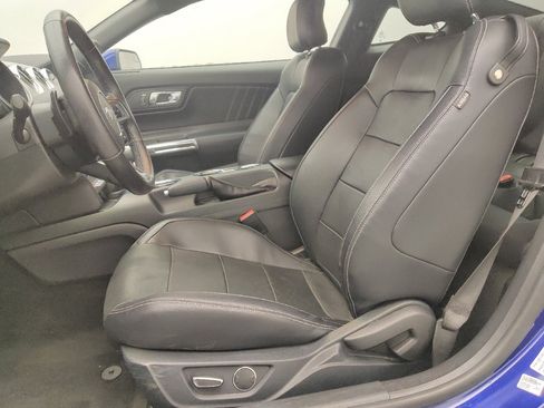 Used 2016 Ford Mustang Premium w/ Pony Package RWD image 17