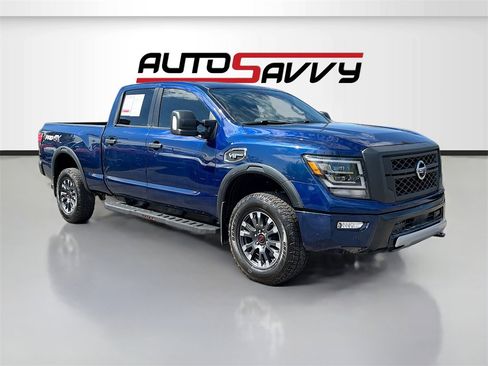 Used 2023 Nissan Titan PRO-4X w/ Pro-4x Convenience Package image 1
