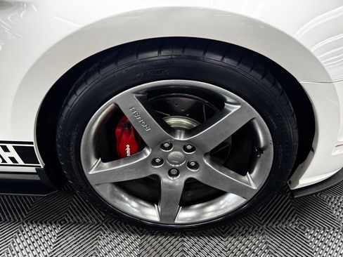 Used 2011 Ford Mustang GT Premium w/ Brembo Brake Pkg RWD image 18
