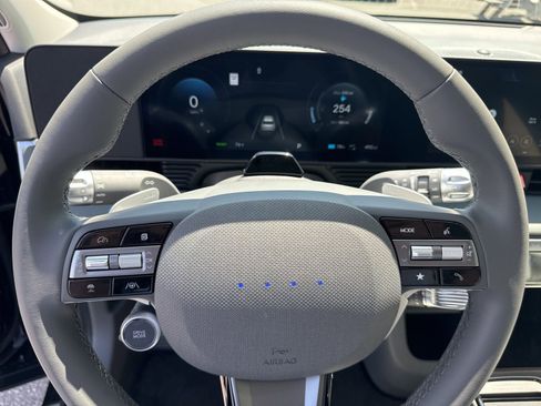 Used 2026 Hyundai Ioniq 5 Limited RWD image 31