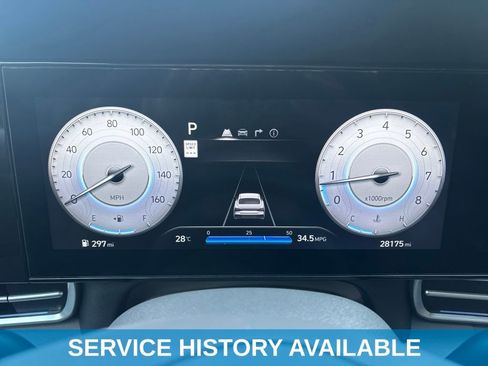 Used 2025 Hyundai Elantra SEL FWD image 8