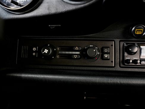 Used 1993 Porsche 911 RS America image 14