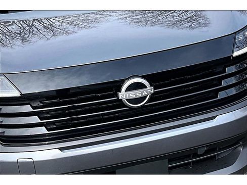 Used 2025 Nissan Kicks SV image 29