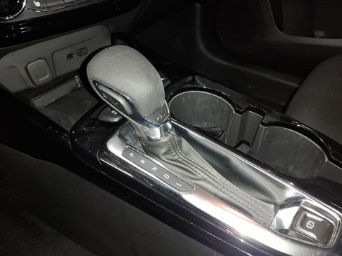 Certified 2024 Chevrolet Trax ACTIV w/ Sunroof Package image 15