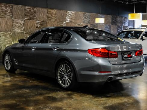 Used 2018 BMW 530i w/ Premium Package RWD image 10