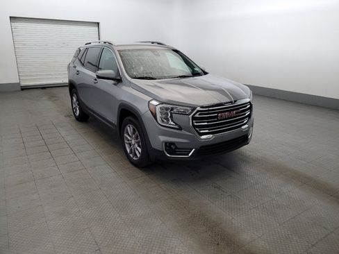 Used 2023 GMC Terrain SLT AWD/4WD image 13