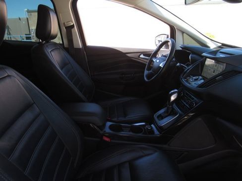 Used 2018 Ford C-MAX Titanium w/ Equipment Group 301A image 8