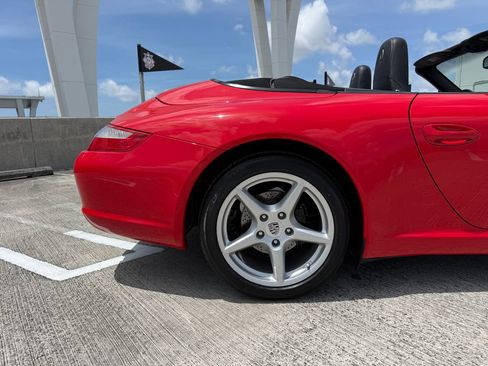 Used 2007 Porsche 911 Carrera RWD image 10