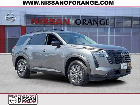 New 2026 Nissan Pathfinder SV FWD image 1